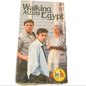 ‎Walking Across Egypt VHS Tape (NEW)
